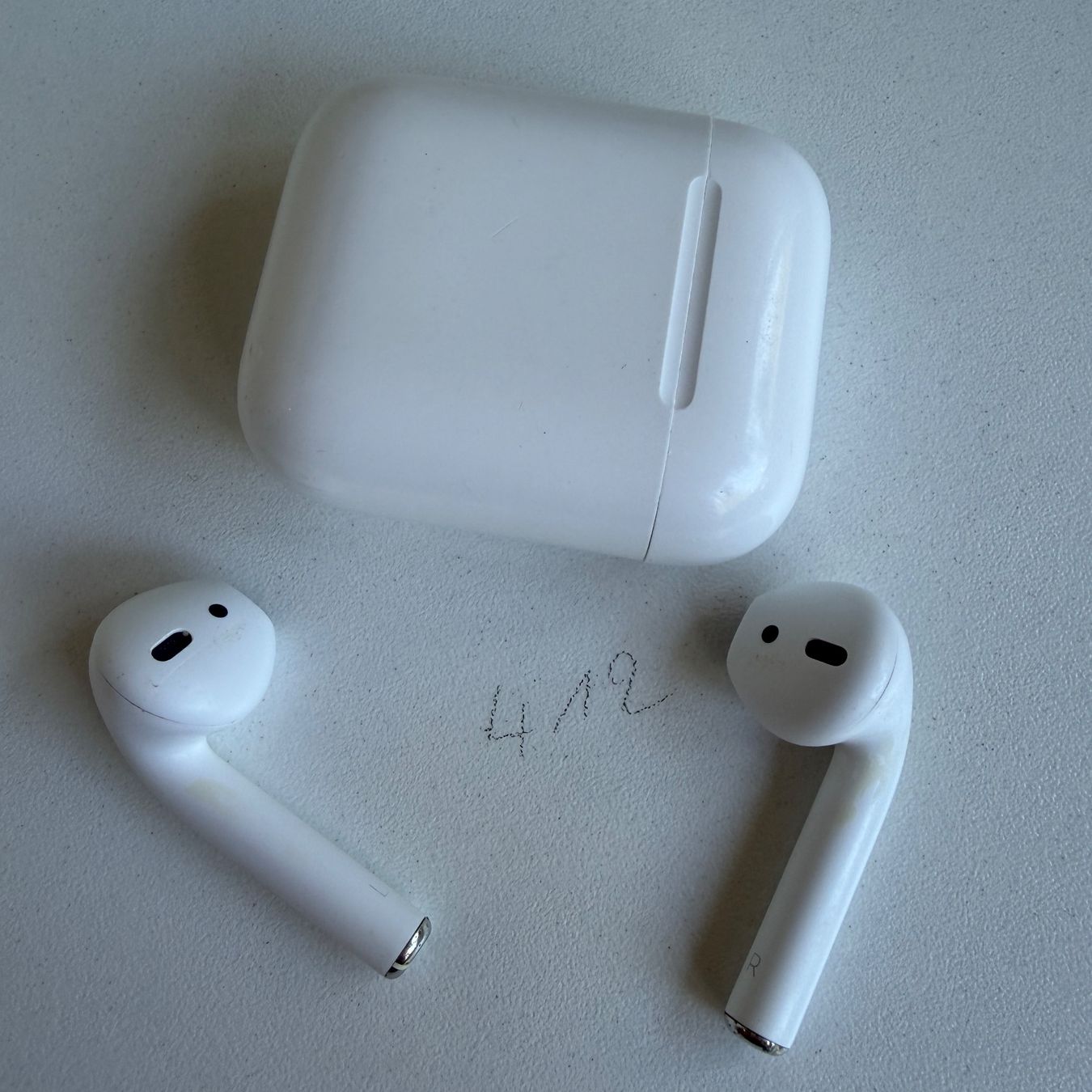 Apple Cuffie: Original Apple AirPods 2 Gen. Wireless Kopfhörer & Case – Usato da Basel venduto da MY.AIRPODS.SHOP 8