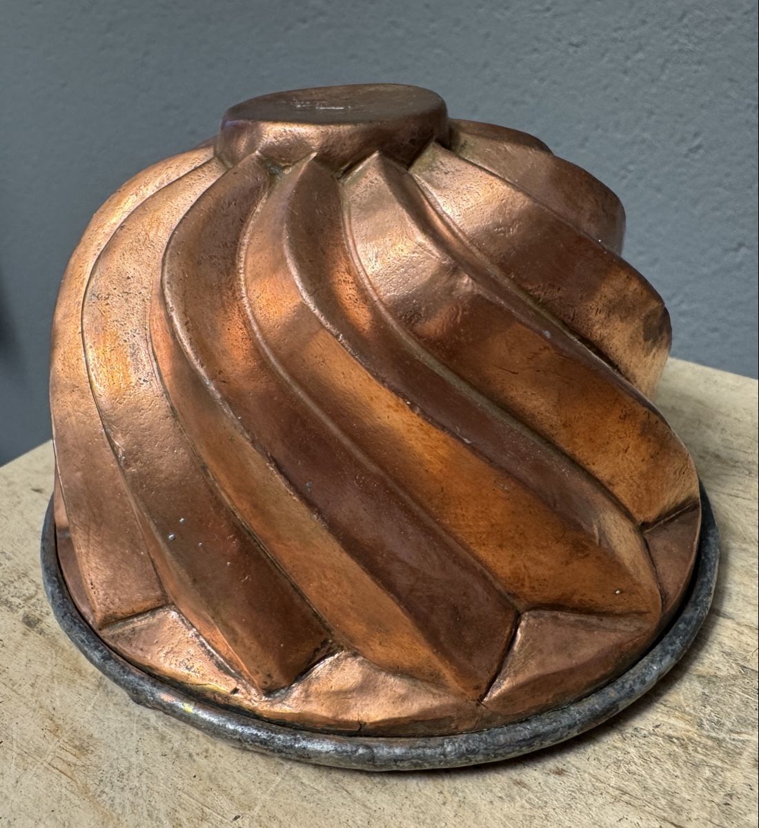 Moules à gâteaux: Kleine alte Backform aus Kupfer 11 cm – D'occasion à Rothrist par Luckywinner 3
