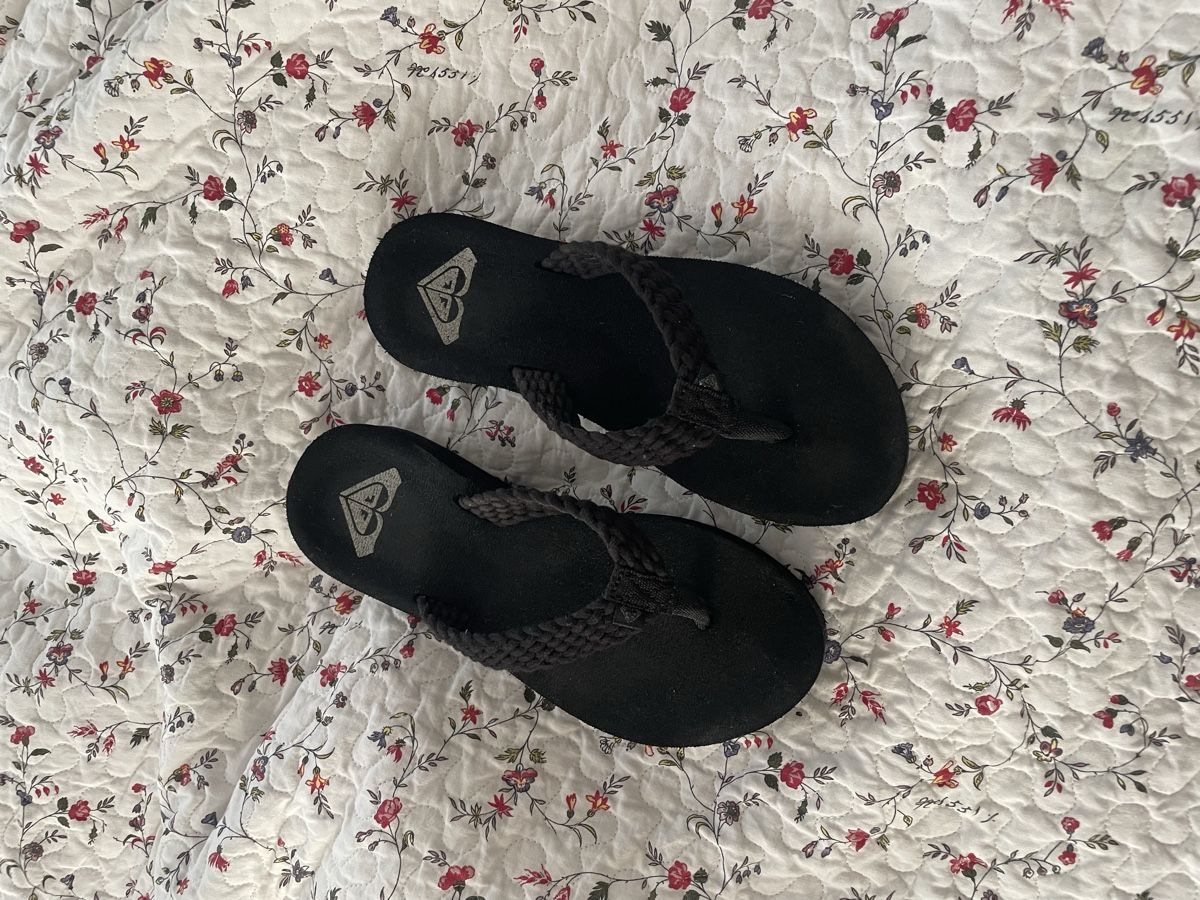 Flipper: Roxy Plateau FlipFlops Schwarz – Usato da Baden venduto da Julikoo 1