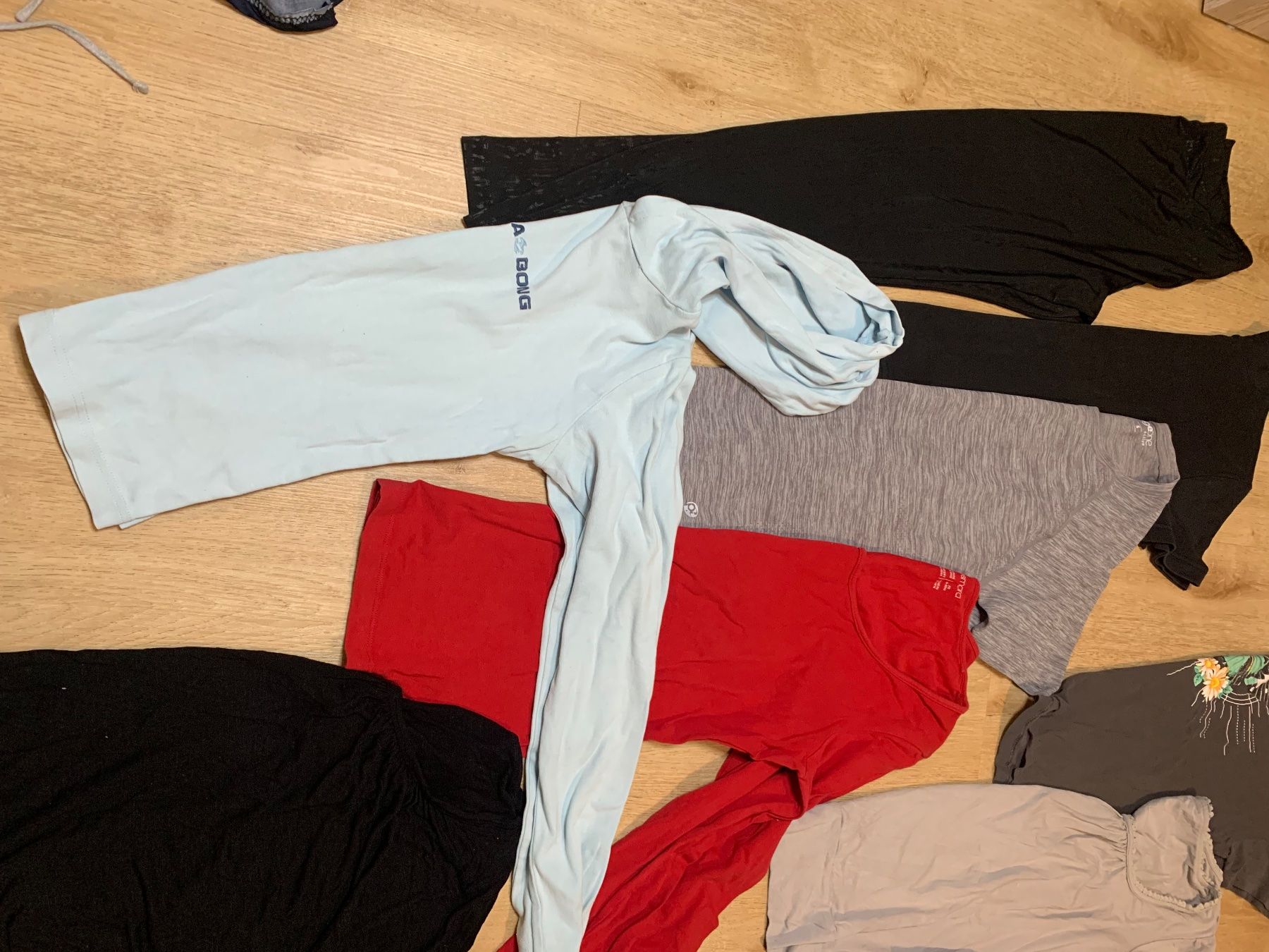 Lotti di vestiti: Kleiderpaket Gr.M – Usato da Niederhasli venduto da Nati134 1