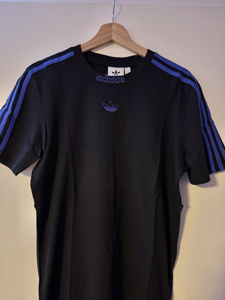 Adidas T-shirt: Adidas T-shirt noir, taille S – Nuovo (secondo la descrizione) da Boudry venduto da LuigiLoot