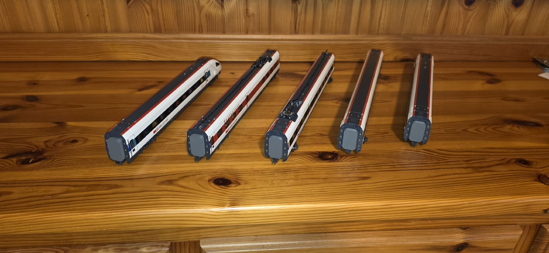 Roco Modelleisenbahnen: Roco ICN SBB Rabde 500 – Gebraucht aus Bettlach von United83 3