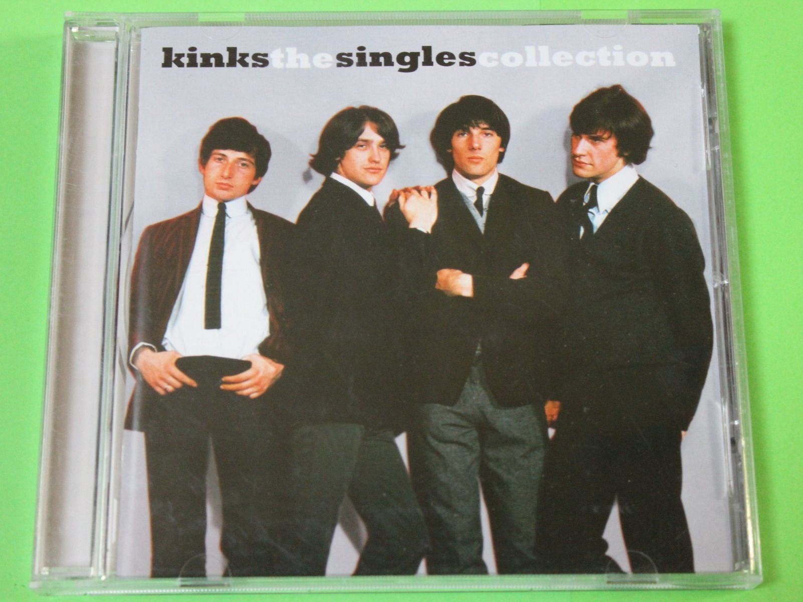 CD: KINKS - THE SINGLES COLLECTION CD 2004 – Usato da Tübach venduto da JamesStone 1