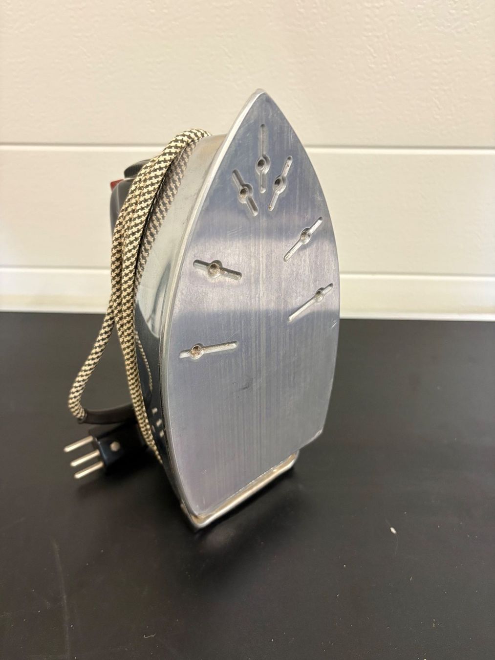 Ferri da stiro: Dampfbügeleisen Chrom mit Kabel – Usato da Wiesendangen venduto da plus-minus 2