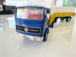 Dinky 917 Mercedes-Benz LP 1920 mit Anhänger – Original