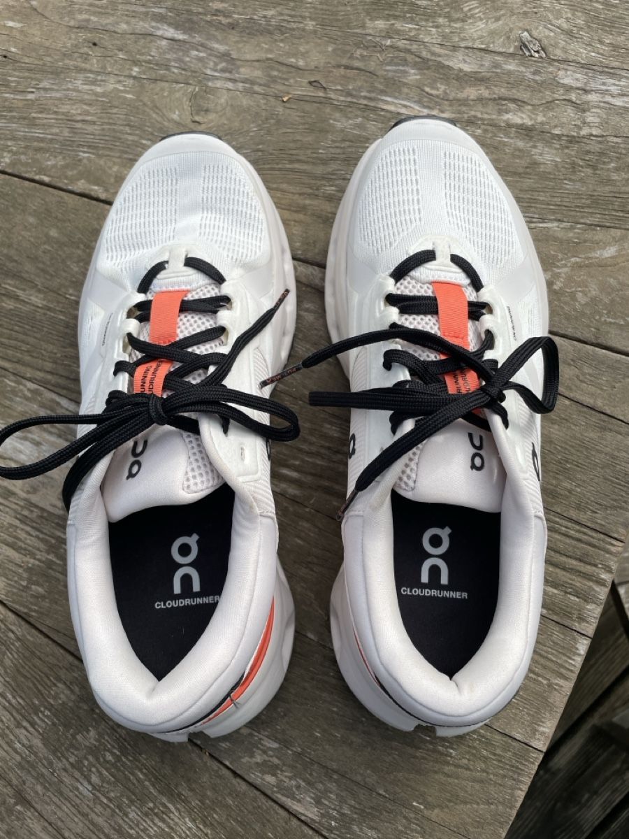 On Chaussures femmes: On Cloudrunner 40.5 – Neuf (Voir description) à Basel par pilzliii 4