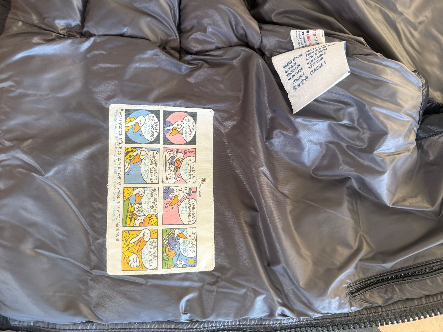 Moncler Gilet & Giacche: Doudoune sans manches Moncler T 3 – Nuovo (secondo la descrizione) da Porrentruy venduto da SYANKA 4
