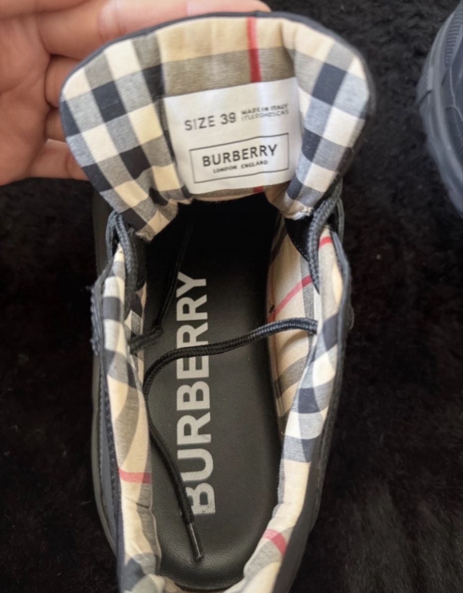 Burberry Scarpe da uomo: Baskets Burberry – Nuovo (secondo la descrizione) da Genève venduto da bou_2t2s 3