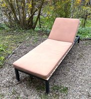 Holz und Metal Liegenstuhl