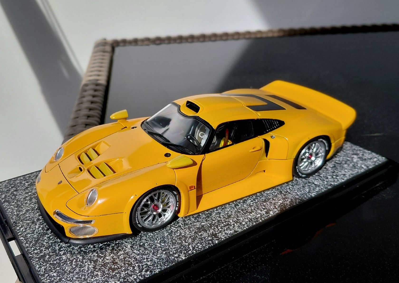 Porsche Modellini d'auto: Porsche 911 GT1 – Nuovo (secondo la descrizione) da Bottenwil venduto da Toyscout 5