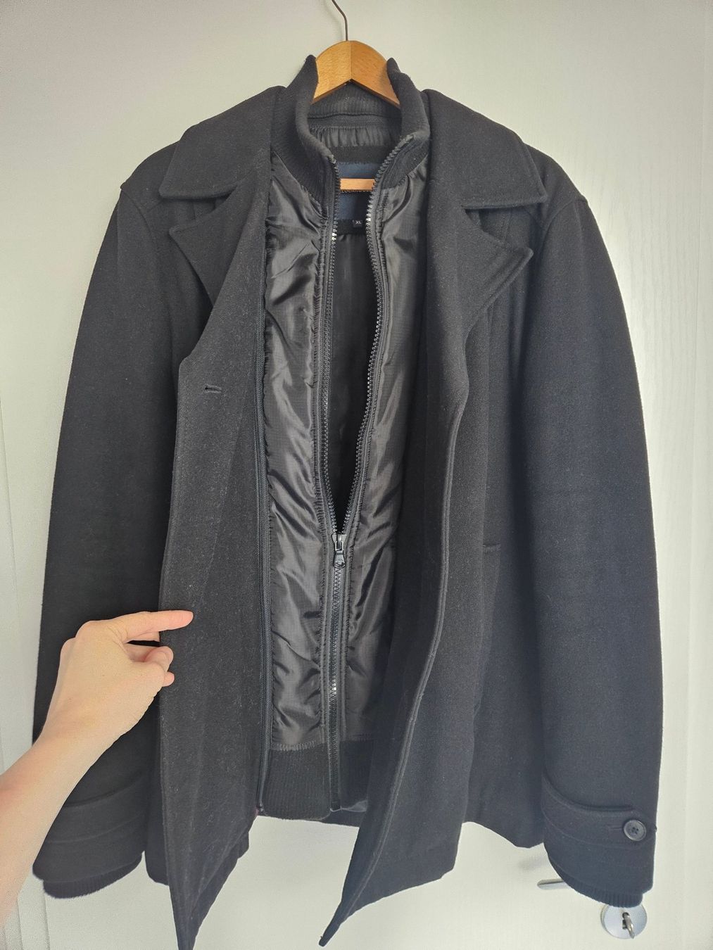C&A Cappotti: Winterjacke Wintermantel schwarz XL – Usato da Oensingen venduto da CH-Techniker 1