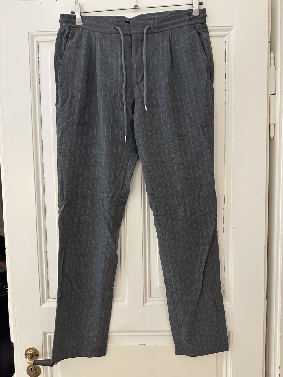 Boggi Pantaloni: Boggi Milano Hose mit Streifen – Usato da Zürich venduto da Paleardi