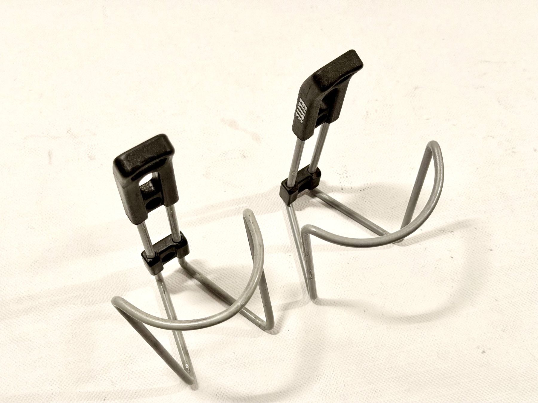 Pezzi di ricambio: ELITE Bottle Cage Flaschenhalter variabel Set 2Stk – Usato da Luzern venduto da bikeandbeltcom