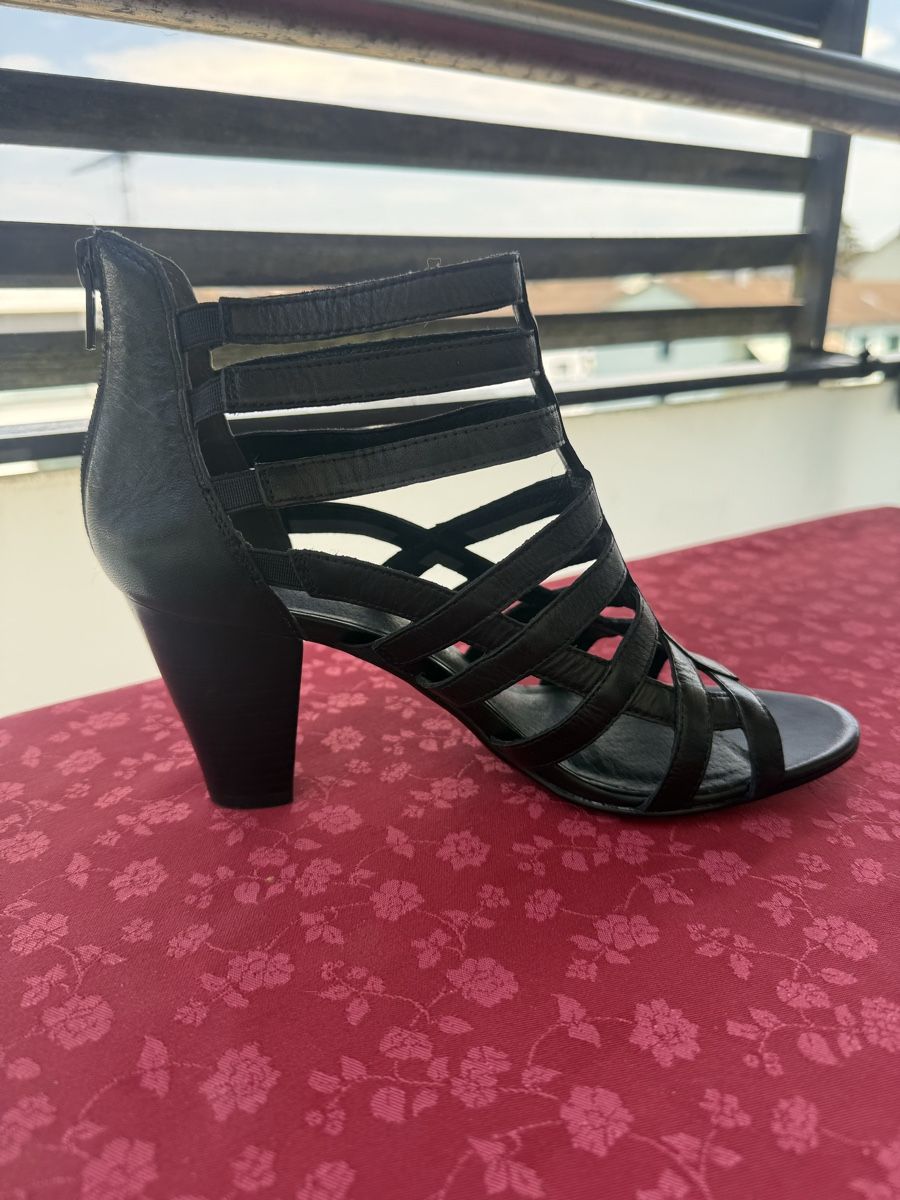 Damenschuhe: PESARO Sandalen Gr. 40 – Neu (gemäss Beschreibung) aus Sirnach von sirni 5
