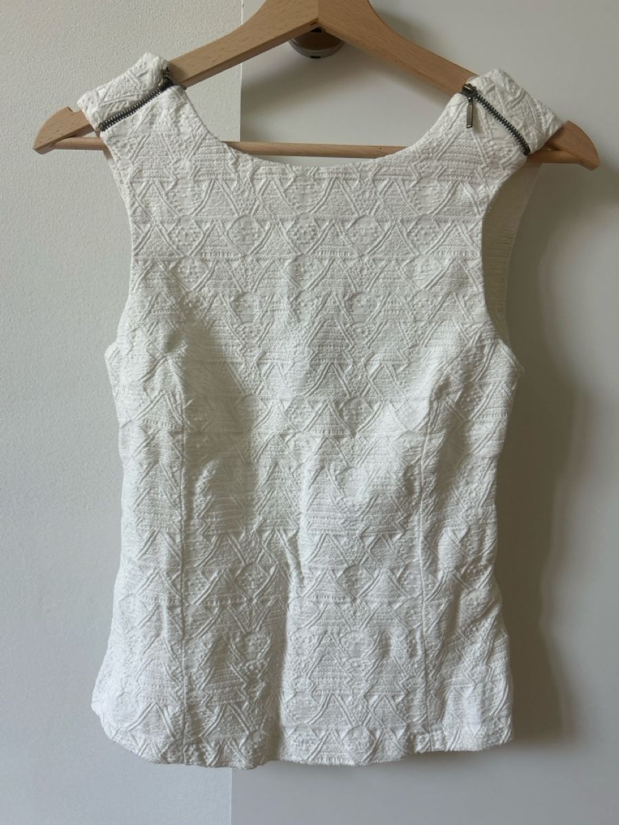 Zara Top: Top Zara cintrée – Usato da Bern venduto da jos_xdf8