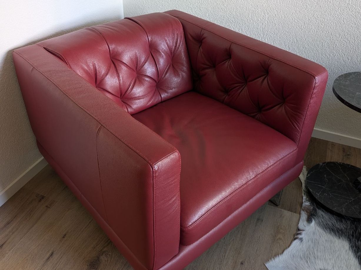 Chesterfield Poltrone: Sessel Leder rot Chesterfield Chrom – Nuovo (secondo la descrizione) da Hünenberg See venduto da Klaus91