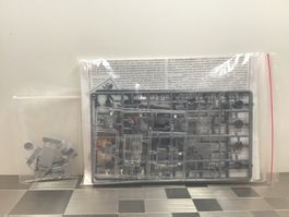MODELLAUTO GAZ-69-704  1:72
