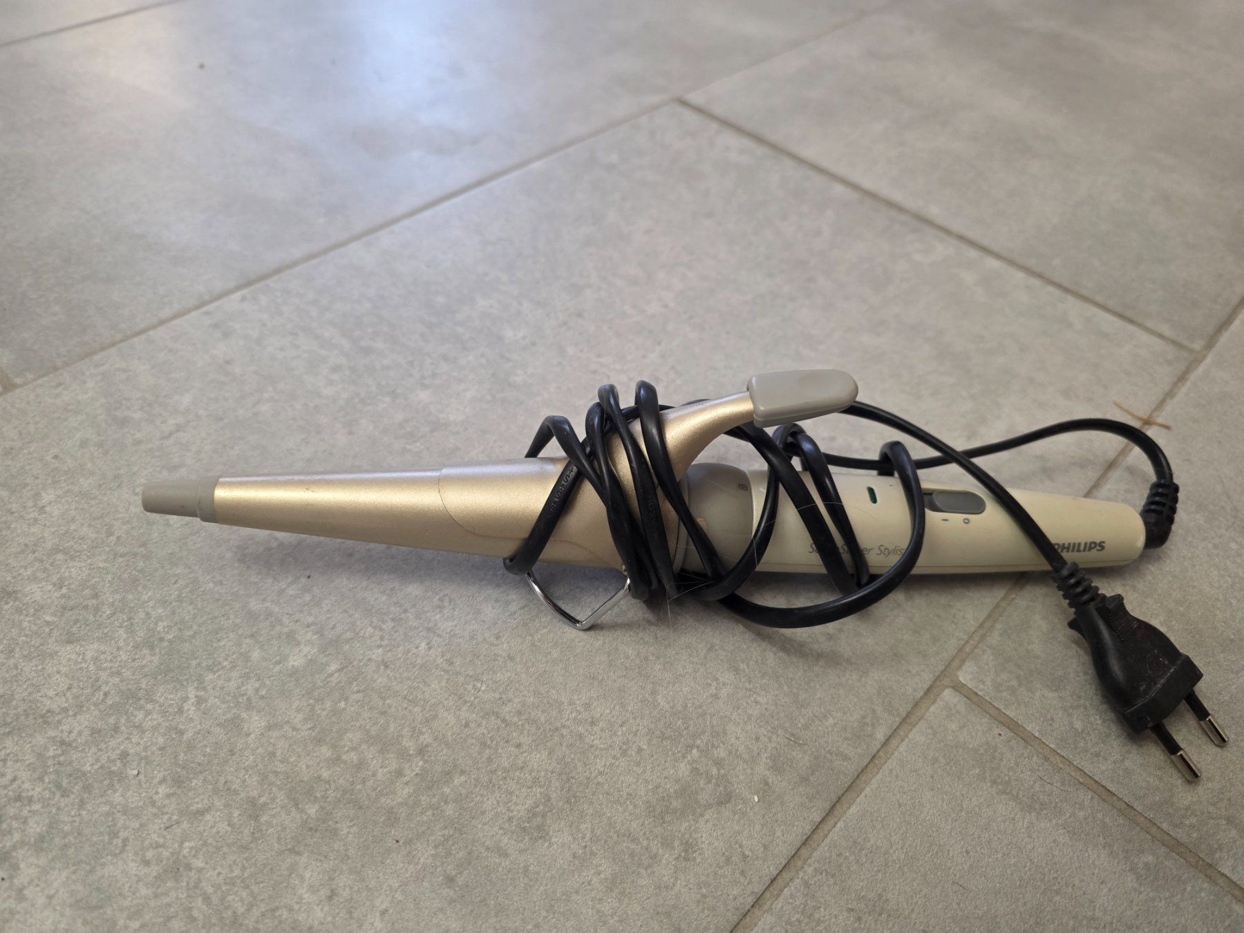 Philips Piastre & Arricciacapelli: Lockenstab – Usato da Seewis Dorf venduto da her_pgm9