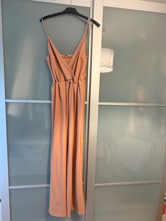 Elegant jumpsuit with sparkling detail - Size M - NEW