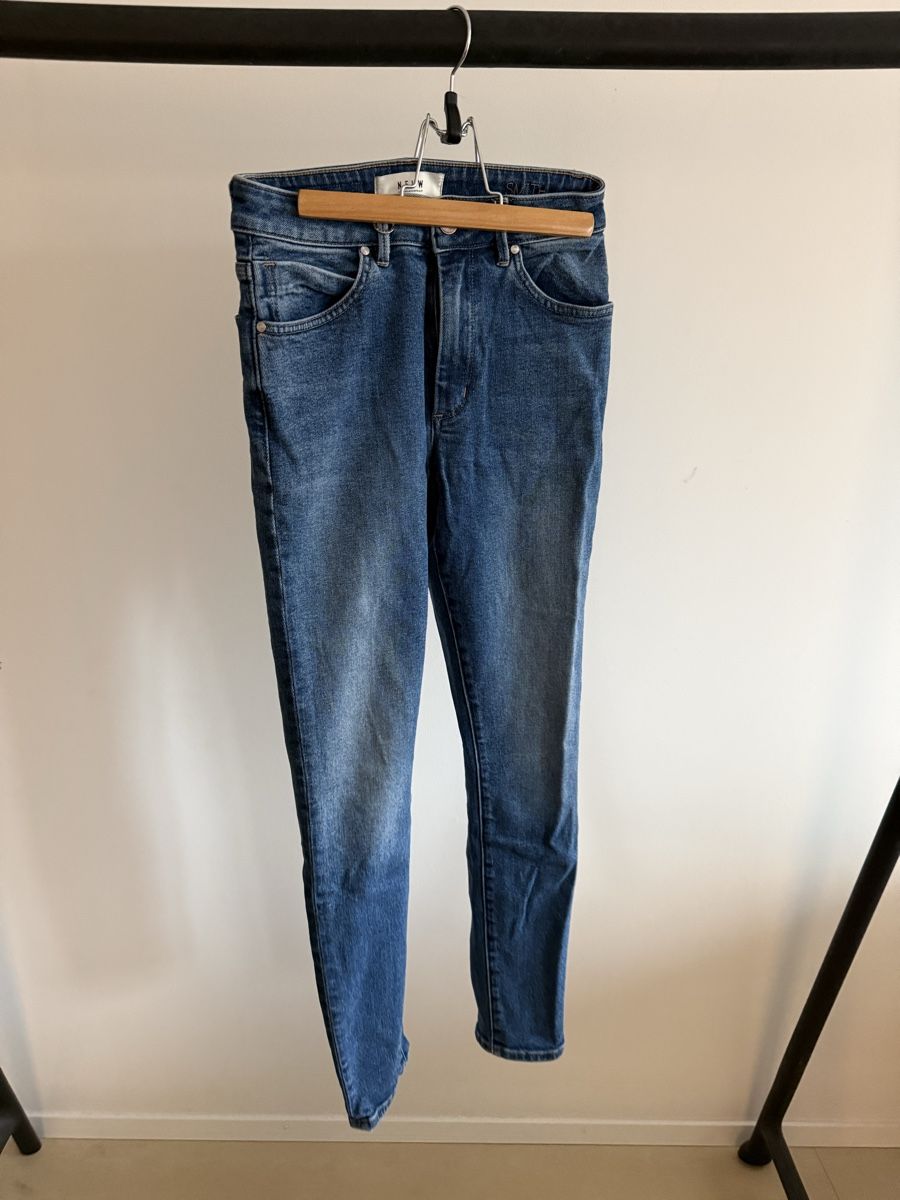 Jeans: Damen Neuw-Jeans, Gr 25 / 32 – Gebraucht aus Unterägeri von Lerchemeerenge 2