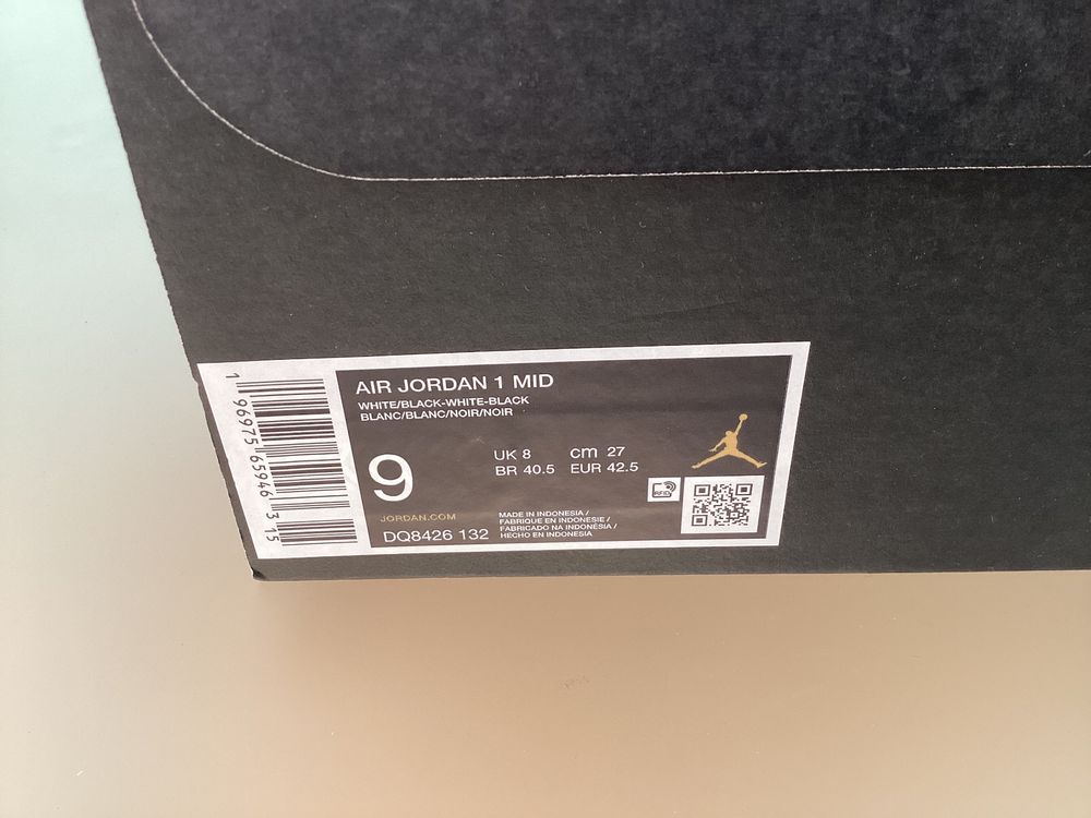 Jordan Chaussures hommes: Nike Air Jordan 1 Mid Schuhe weiss/schwarz Gr. 42.5 – Neuf avec emballage d'origine à Sargans par Broder2 3