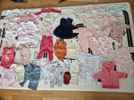 Süßes Baby Kleider Paket für Mädchen–Grösse 56 - 47 Teilen