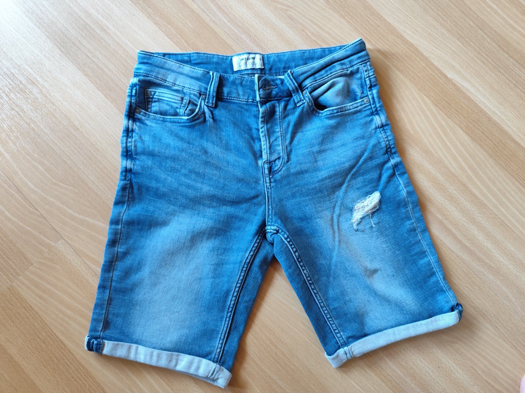 Jeans: Jeans Shorts – D'occasion à Huttwil par Yellow74
