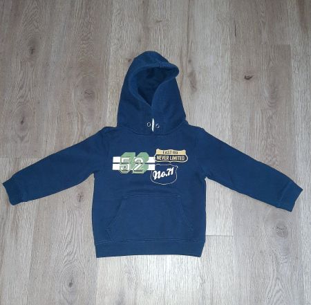 Schöner Hoodie blau von Palomino Gr. 104