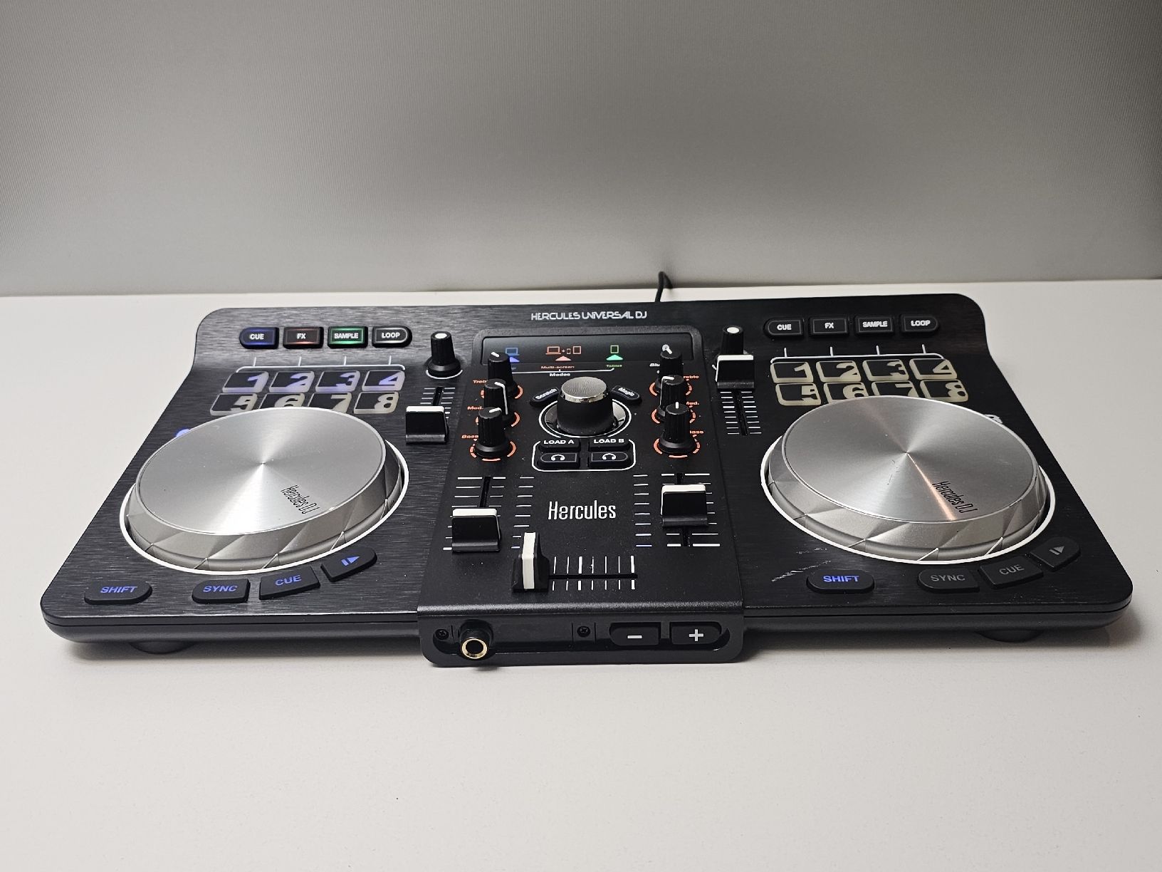Hercules Mischpulte: Hercules Universal DJ DJ Controller – Gebraucht aus Schaffhausen von P3ntiumii