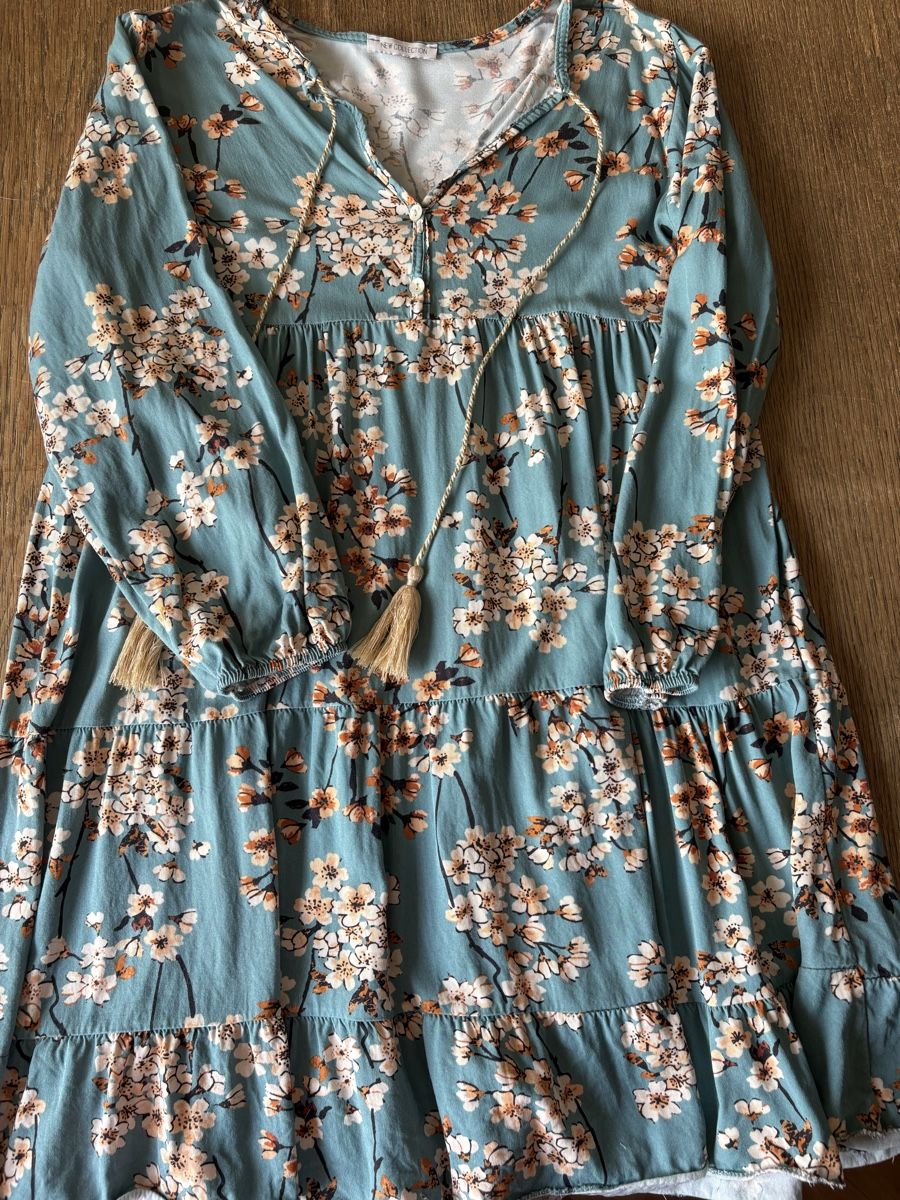 Vestiti: Kleid Gr. M/L mit Kirschenblüten – Usato da Baden venduto da jdif 6