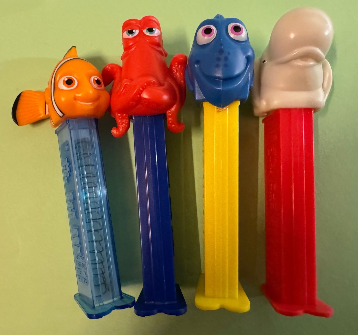 Pez Statuette: 4 PEZ - Spender: Finding Dory, Nemo, ... Disney/Pixar – Usato da Hedingen venduto da Wowi 4