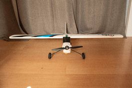 Avion RC FPV OpenHD Batteries Chargeur Hélices Rechange