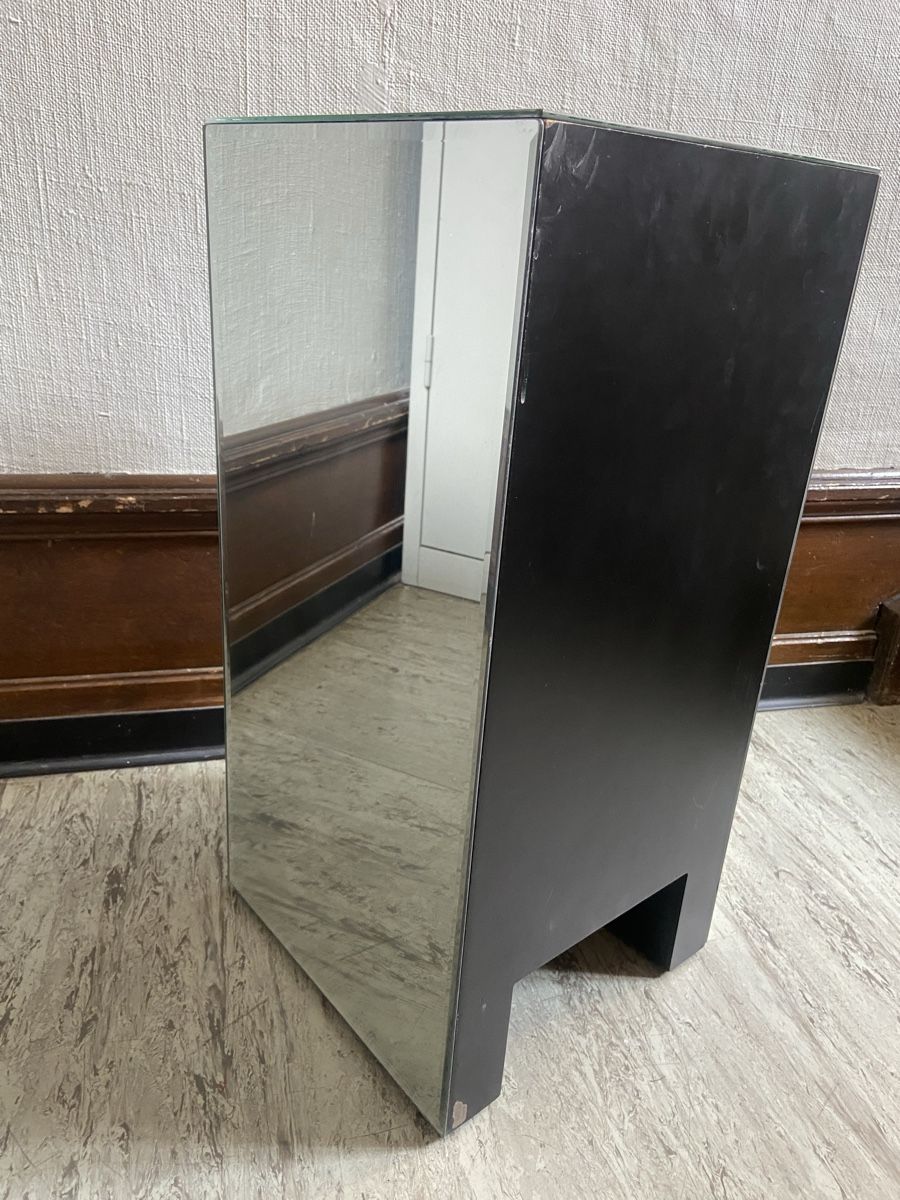 Cassettiere: Spiegelkommode mit 3 Schubladen – Usato da Zürich venduto da Unique2400 5