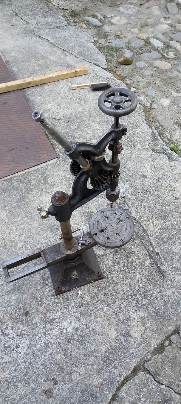 Trapani: perceuse à colonne manuelle – Difettoso da Pampigny venduto da dar_7g5p 2