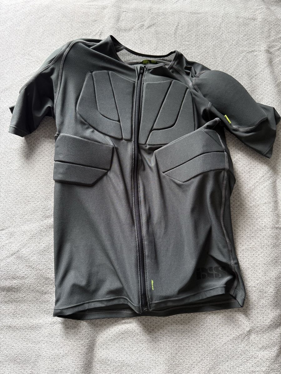 IXS Schutz & Schoner: Protektor Herren, IXS, Grösse LXL – Neu (gemäss Beschreibung) aus Ermatingen von anj_9bm5