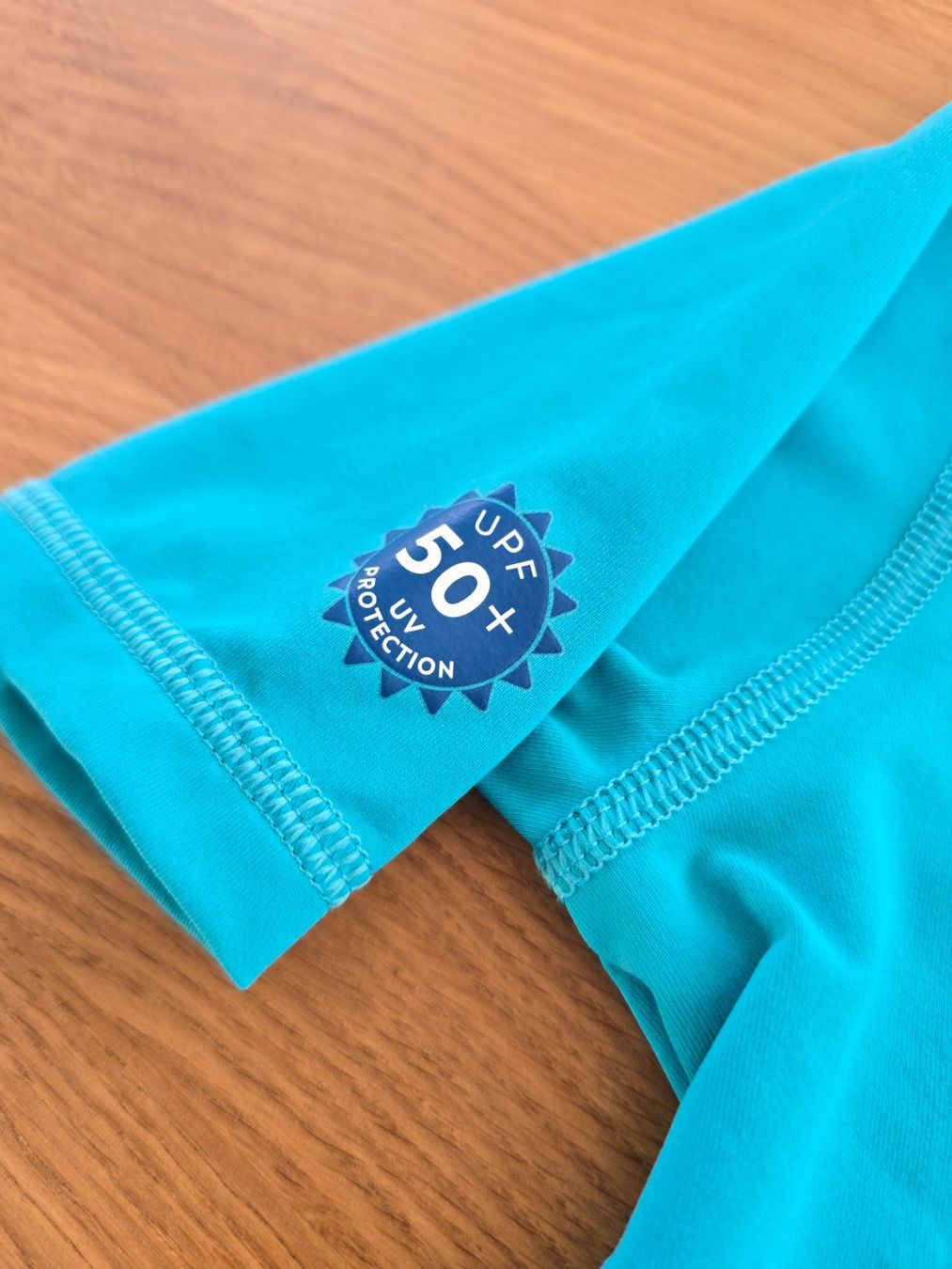 Decathlon Costumi da bagno: UV-Shirt – Usato da Zäziwil venduto da Seisler 2