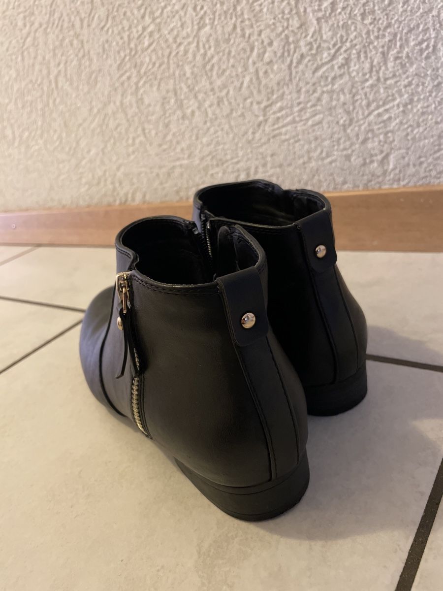 Scarpe da donna: Bottines noires – Usato da Pont-de-la-Morge (Sion) venduto da hel_bh28 1