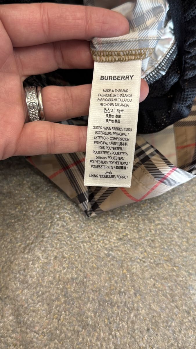 Pantaloni: Burberry kurze Hose – Nuovo e nell'imballaggio originale da Lachen SZ venduto da HelvetiaLuxury 5