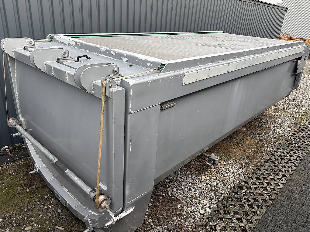 Baucontainer: Abrollmulde  – Gebraucht aus Kappelen von istu82 1