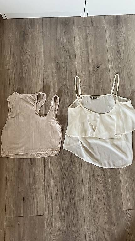 Top: Tops- free shipping – Usato da Ringgenberg BE venduto da kat_n5w8