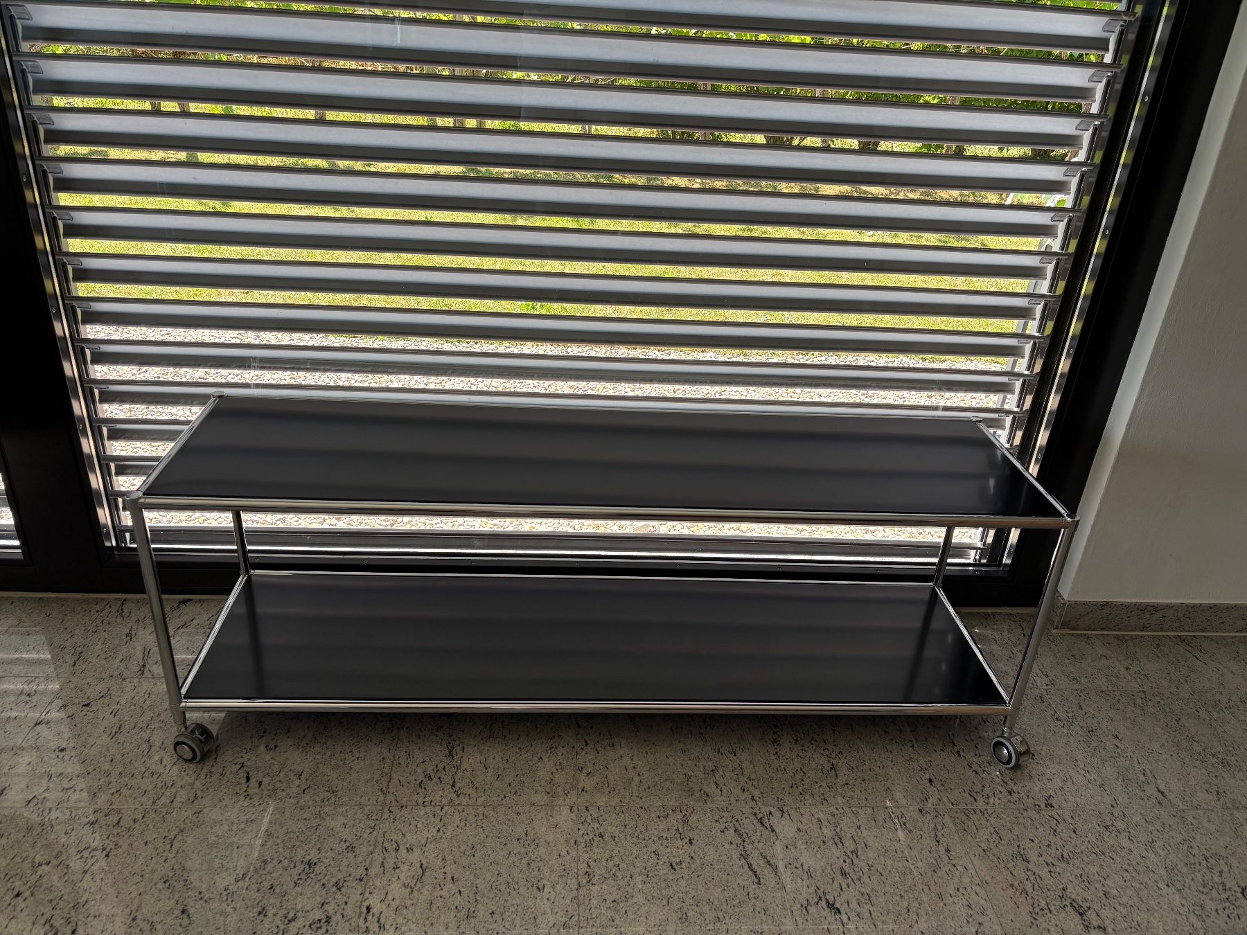 Pfister Meubles TV: TV-Möbel Quadro – D'occasion à Hauptwil par McDudley