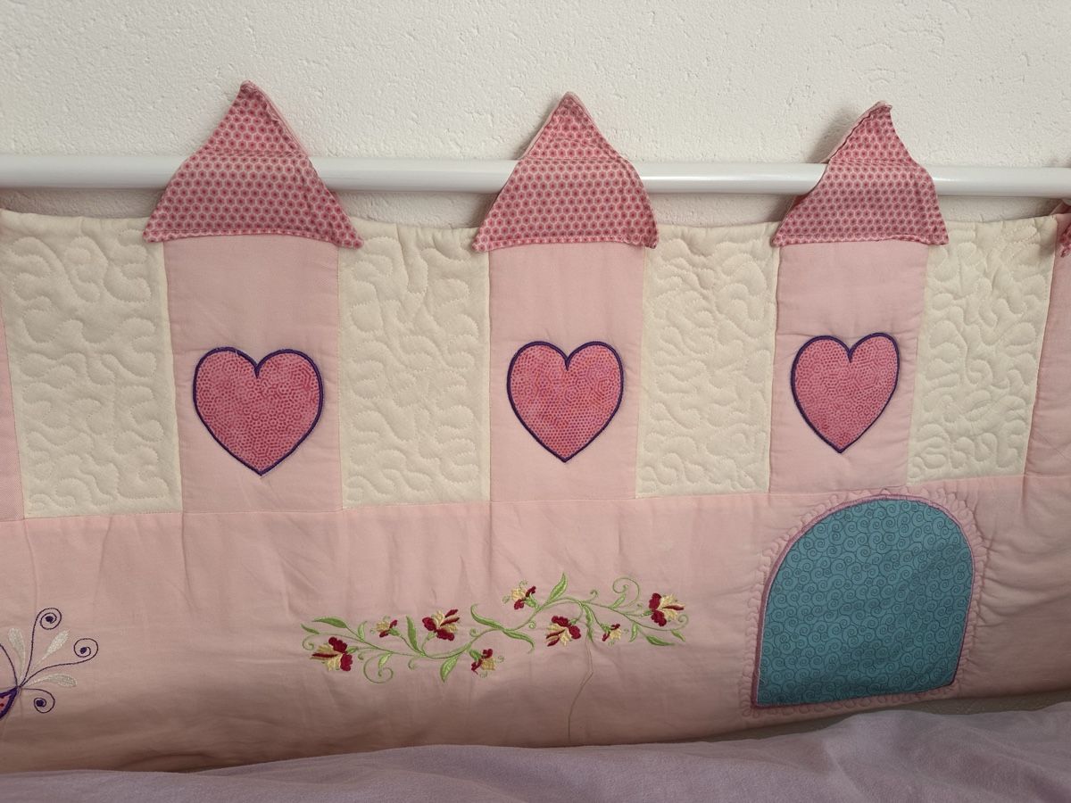 Tutte le decorazioni: Wandschutz Märchenschloss – Usato da Zürich venduto da Schoekin 1