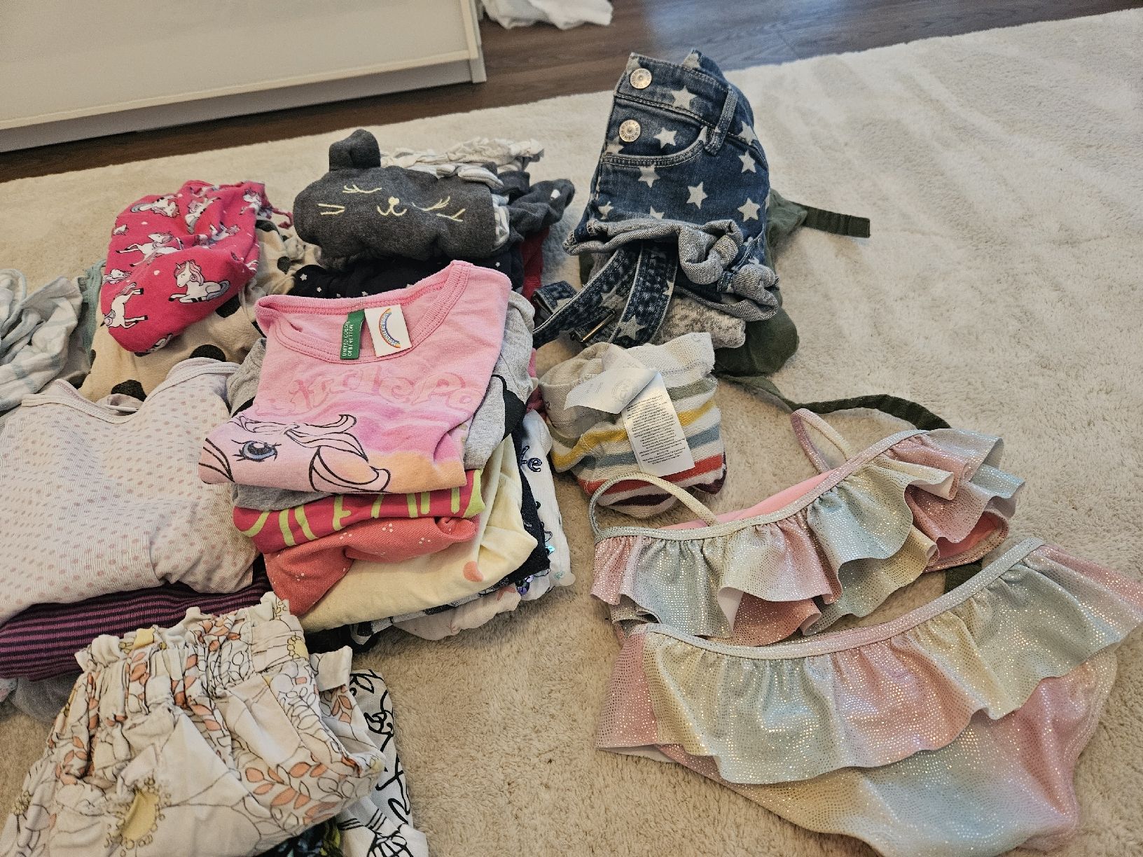 Lotti & Set di vestiti: Kinderkleider Paket, Mädchen Grösse 86-92 – Usato da Rüti ZH venduto da lui_99y6 2