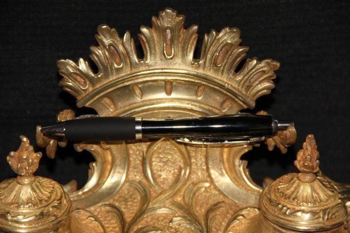Cassapanche: Ancien encrier en bronze . – Usato da Praz (Vully) venduto da pikuluka1 5