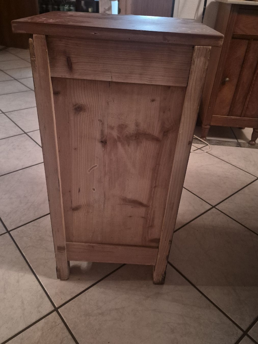 Comodini: Nachttisch bemalt mit Blumen Motiv Holz – Usato da Frauenfeld venduto da mel_2gqy 8