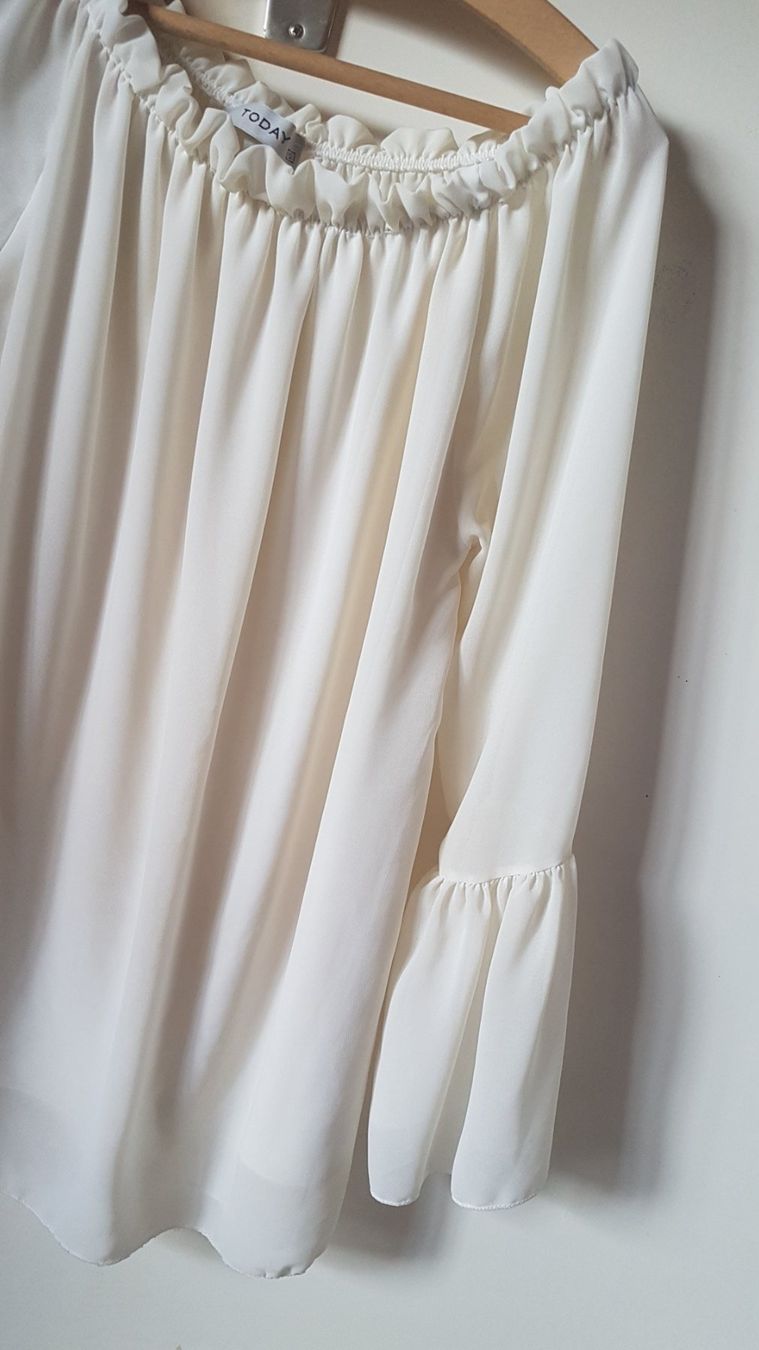 Tuniken: Pull - tunique taille S marque Today – Gebraucht aus Villiers von san_jn5w 2
