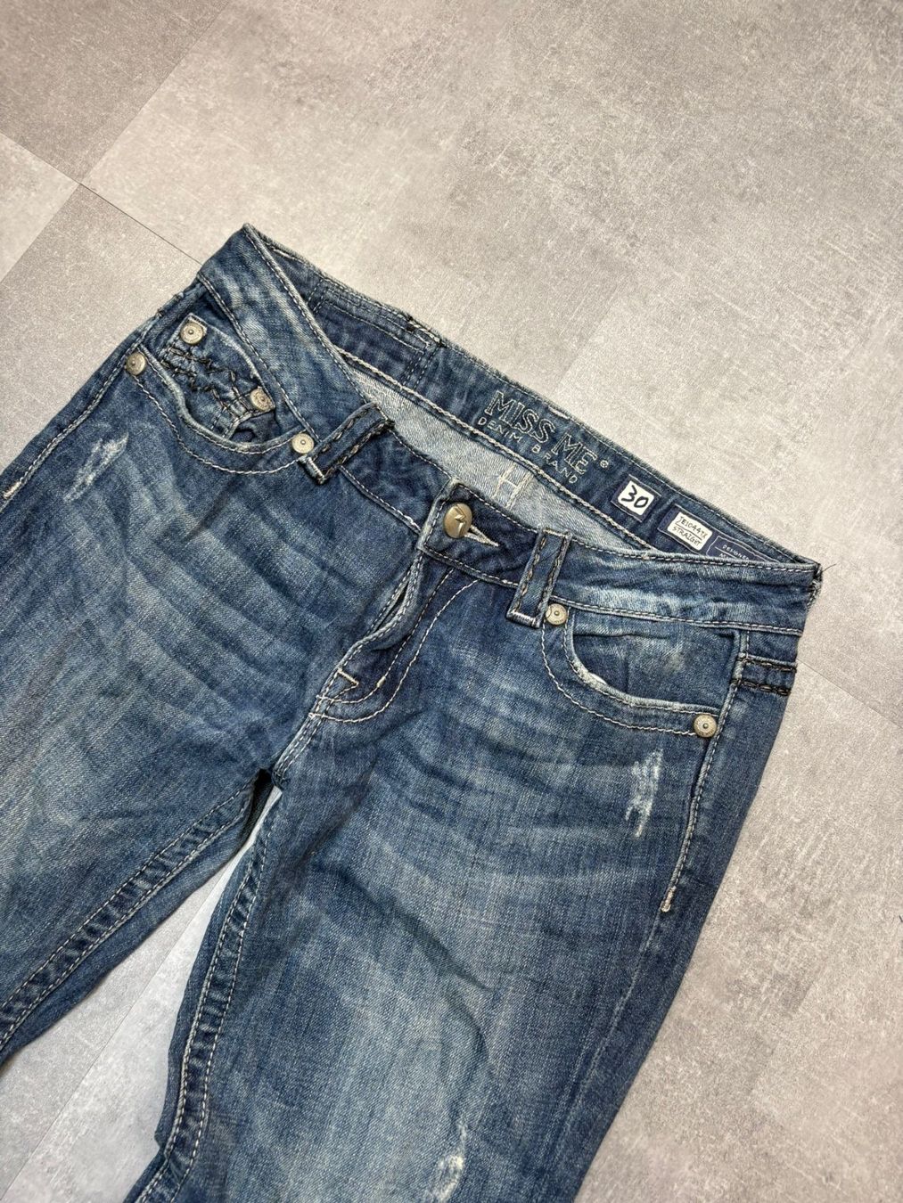 Jeans: Miss Me Straight Jeans - Grösse M/30 – Gebraucht aus Werdenberg von hase.vintage 3