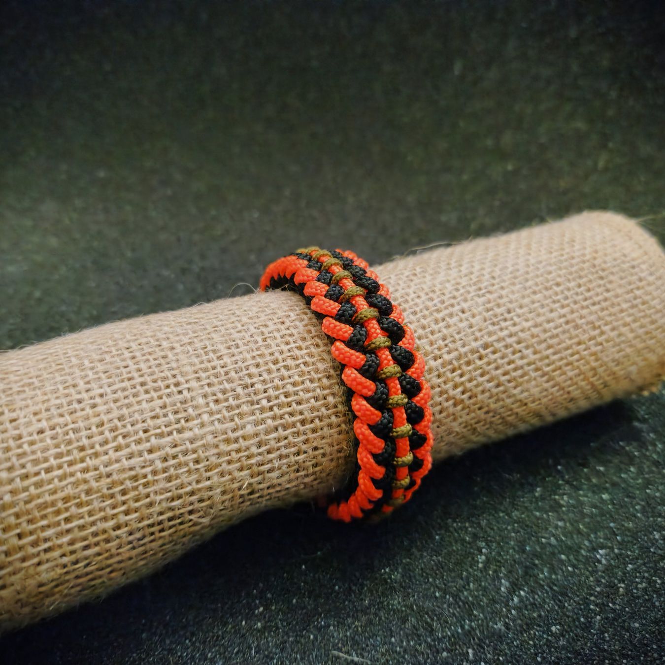 Armbänder & -reifen: Bracelet paracorde – Neu und originalverpackt aus Billens von D-Dorian