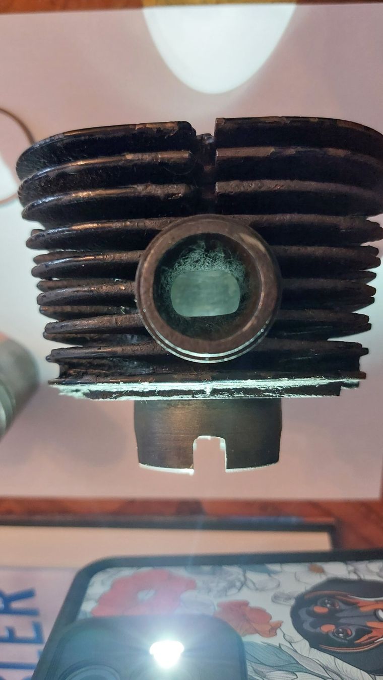 DKW Motori: DKW M50 Zylinder + Kolben, Tuning – Usato da Coldrerio venduto da Papik01 3