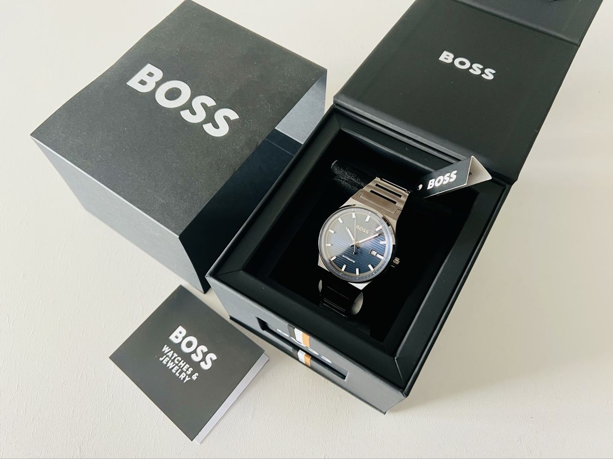 Hugo Boss Orologi: HUGO BOSS Candor Automatic - 41mm - Blue dial - SRP Fr.525.- – Nuovo e nell'imballaggio originale da Le Mont-sur-Lausanne venduto da LycaGallery 8